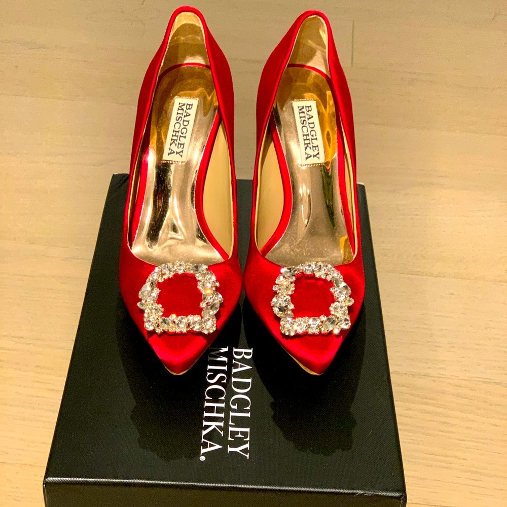 Badgley Mischka Cher Crystal Embellished Pumps